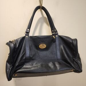 The Kangaroo Collection Black Textured Handbag with Gold Accents Travel Back